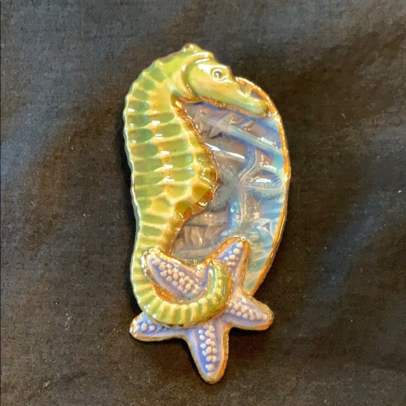 Sea Horse and Star Fish Broach - Picture 1 of 2